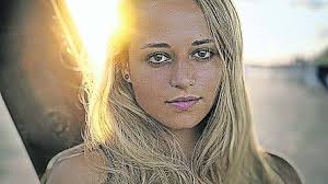 Aufgestiegen: VfR feiert mit Livemusik und Ballzauber