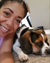 Melinda and melanie are live come hang out