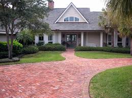 Concrete Pavers Clay Brick Paver Driveways St Petersburg Fl Brick Pavers Brick Paver Driveway Rendered Houses