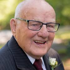 Contributions to the tribute of Kenneth Briggs