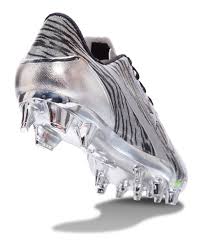 The ua spotlights are men's low cut football cleats built to fit and feel like a sneaker. Amazon Com Under Armour Men S Ua Spotlight Football Cleats Football Football Cleats Mens Football Cleats Cleats