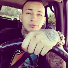 Listen to Simon Dicastro