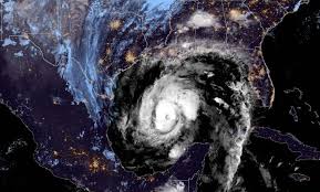 Parts of new york city near lower manhattan, brooklyn, and staten island flooded, temporarily paralyzing the city's. Uragano Verso Gli Usa Minaccia Anche New York E Parte Dell Europa