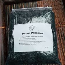 Gambar bunga mawar hitam pekat jpg clip art library. Pupuk Kandang Organik Hitam Pekat Tidak Berbau Terbaik Terbaru Agustus 2021 Harga Murah Kualitas Terjamin Blibli