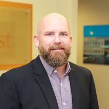 Adam Zinn's Instagram, Twitter & Facebook