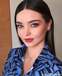 Credit sea kelp plus pearl extract, which work together to leave your hair looking gorgeous and radiant, much like the effect a highlighter has on the skin. Sleek Straight For The Season Ahead Bangstyle House Of Hair Inspiration