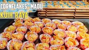 500grams cornflakes 150 gram kotak fruit mix/kismis (optional) 100 gram mentega 1 sudu besar gula kastor 1 cawan madu 4 cornflakes madu | simple recipe. Biskut Cornflakes Madu Sedap Dan Mudah