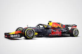 Ídolos, consejos, películas, series y mucho barro. Formula 1 2018 Red Bull