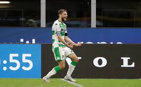 Currently, spezia rank 15th, while on sofascore livescore you can find all previous spezia vs napoli results sorted by their h2h matches. Sassuolo Vs Napoli Juventus Vs Spezia More Sportsbeezer