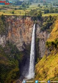 Untuk salah satu destinasi wisata alami di kota sumatera utara ialah air terjun sikulikap. Air Terjun Sipiso Piso Berapa Anak Tangga
