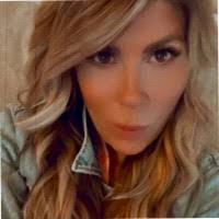 40+ perfiles de «Spada»