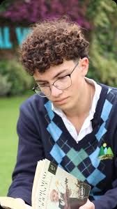 🎉 ¡Estamos de aniversario! 🎉 Hoy celebramos 43 años de formar estudiantes  felices, curiosos y apasionados por el aprendizaje. ✨ Para conmemorar esta  fecha especial, vivimos un emocionante partido amistoso en la