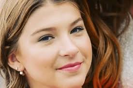 She resides in the gates home property, said to be worth more than $120 million. 5 Interesting Facts About Phoebe Adele Gates Bill Gates Daughter