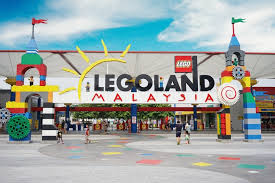 The town encompassing areas of commercial centers, retail malls, residential. Top 20 Tips For A Fantastic First Time In Legoland Malaysia Kkday Blog