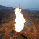 کره‌شمالی از آزمایش یک کلاهک «بسیار بزرگ» و شلیک یک موشک ضد هوایی ...