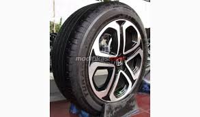 4velg 4 ban kondisi bagus siap pakai. Velg Oem Honda Hrv Prestige 17 Inch Pcd 5x114 3 Bridgestone