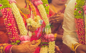 Are you peculiar about south indian wedding garlands? Indian Flowers