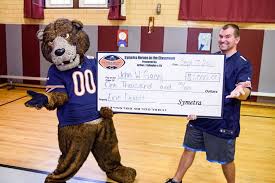 John W. Garvy Elementary School Teacher Honored as 'Symetra Hero in the  Classroom'