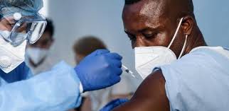 Portanto uma dose adicional já com as variantes está sendo pesquisada, inclusive por butantan, que já incorpora essa variante chamada p1 nos estudos em andamento, inclusive com a butanvac, prevendo que ela seja produzida, contou. Vacinas Contra A Covid 19 Entenda As Diferencas Entre 5 Delas