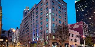 Best aquariums in savannah, ga. Downtown Atlanta Hotels Near Georgia Aquarium Holiday Inn Express Suites Atlanta Downtown