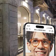 Eyewear e-tailer Mia Burton merges with Lipari, forecasts €23.7 million  revenue in 2025