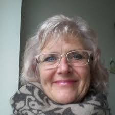 Heather Mcroberts's Instagram, Twitter & Facebook