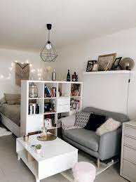 Kak Da Otdelim Spalnyata Ot Hola V Ednostaen Apartament Grandecor Bg Small Apartment Decorating Studio Apartment Decorating Apartment Living Room