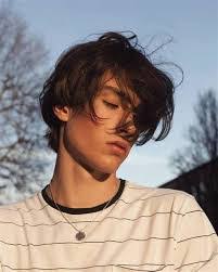 James Essa's Instagram, Twitter & Facebook