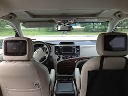 That makes the sienna limited easy to park and maneuver at low speeds, but it also requires more sienna le and sienna xle models are somewhere in between, with steering and chassis priorities. 2014 Toyota Sienna Xle Interior Cars Magazine