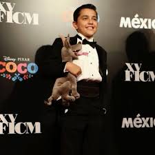 Gael garcía bernal, lucy hernández; Luis Angel Jaramillo Luisgomezja Twitter