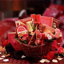 Valentines day gift ideas for couples. How To Plan A Romantic Valentine S Day Date For Your Loved One