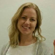 Caroline Larsen (@CarolineWLarsen)