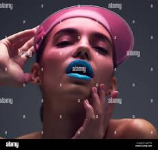 Shock value hi-res stock photography and images