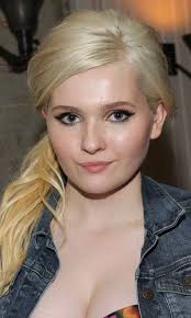 Abigail Breslin Abigail Breslin Curvy Celebrities Beautiful Celebrities