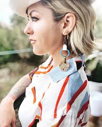 Maggie McCall (@maggiemccallbeautycreator) • Instagram photos and videos