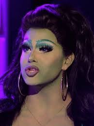 Chanel Turner's Instagram, Twitter & Facebook