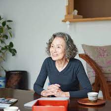 主婦歴40年のセンパイに聞く 起きてから寝るまで 心地いいルーティンづくり ファッション レディース 50代 ファッション おしゃれな女性
