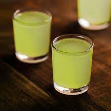 Classic Green Tea Shot Recipe Shots Alcohol Recipes Green Tea Drinks Green Tea Shot