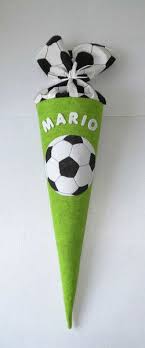 Schultute Fussball Filz H Ca 65 Cm Schultute Fussball Schultute Basteln Kindergarten Basteln