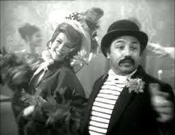 Secvenţă din emisiunea cafeneaua actorilor cu jean constantin şi gelu manolache în sceneta umoristică unde se duc. Jean Constantin Biographie Et Filmographie