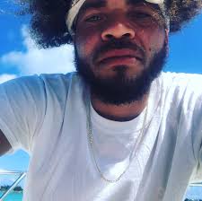 Outside #whosvanish #ocean #bermuda @boston_whaler