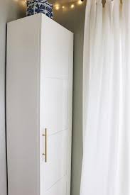 It S The Ikea Pax Wardrobe With The Bergsbo Door It Comes As An Empty Frame That You Can Customize With Shelves Or Drawers Inside I Arredamento Bagno Camera