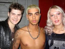 Вместе с ним в проекте приняли участие и 2. Kak Menyalsya Timati So Vremen Fabriki Zvezd