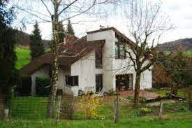 Haus am wald biedt het gehele jaar drie vakantieappartementen en een studio voor verhuur aan.ons huis is gelegen in het prachtige dorpje steindorf am ossiachersee.vanuit ons huis wandelt u. Haus Am Wald Heppenheim