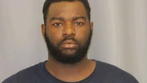 Freeport police search for third suspect in Mobil gas station shooting