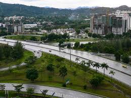 Cyberjaya is adjacent to, and developed along with putrajaya, malaysia's government seat. Kesas Lebuhraya Shah Alam E5 Klia2 Info