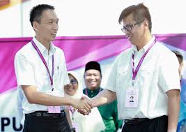 Related reports (5) student laptop deliveries stagnant, pkr mp gives minister 'fail' mark. Two New Faces Seeking Bn Win In Puchong