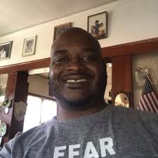 will u at least say hi when you scroll past 🥹