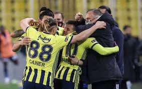 Galatasaray denizlispor maçı önemli anları. Fenerbahce Denizlispor Macinin 11 Leri Belli Oldu
