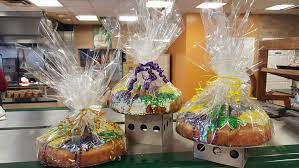 Pin By Brandi Simpson On Mardi Gras Alessi Bakery Bakery Table Decorations